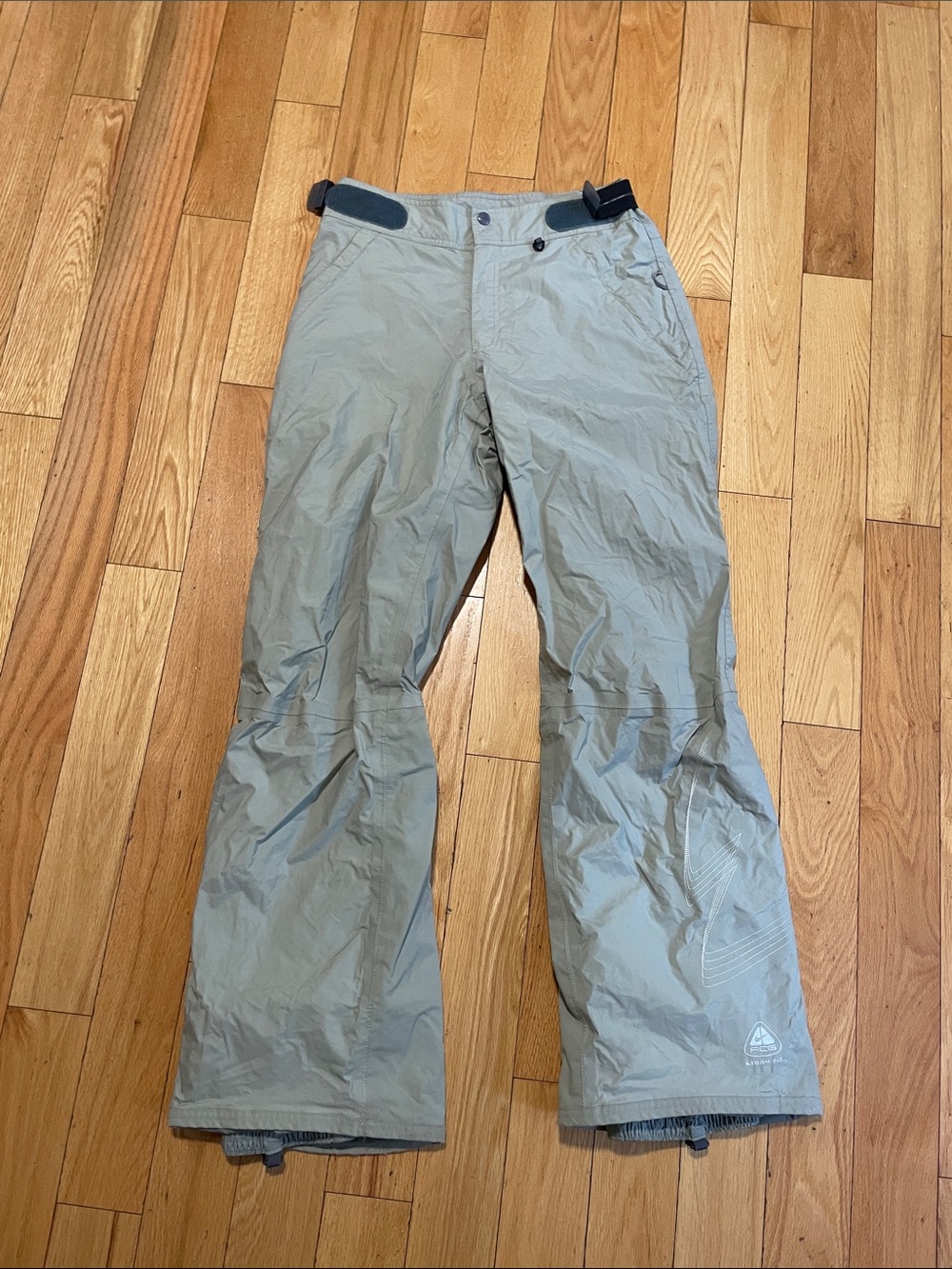 Nike ACG Storm-Fit Gray Outdoor Pants